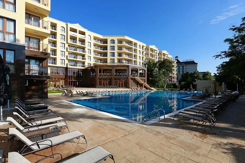 Apart Hotel Golden Line location