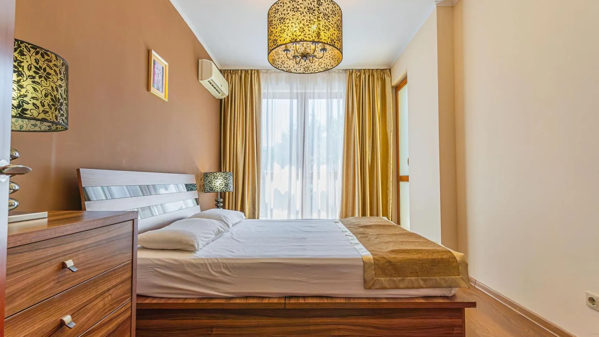 Apart Hotel Golden Line Golden Sands 4*,